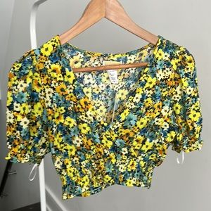 L*space brand new yellow floral set